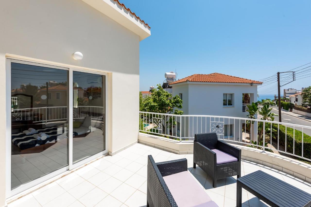 Villa Oasis By Ezoria Villas Mercan Koyu Dış mekan fotoğraf