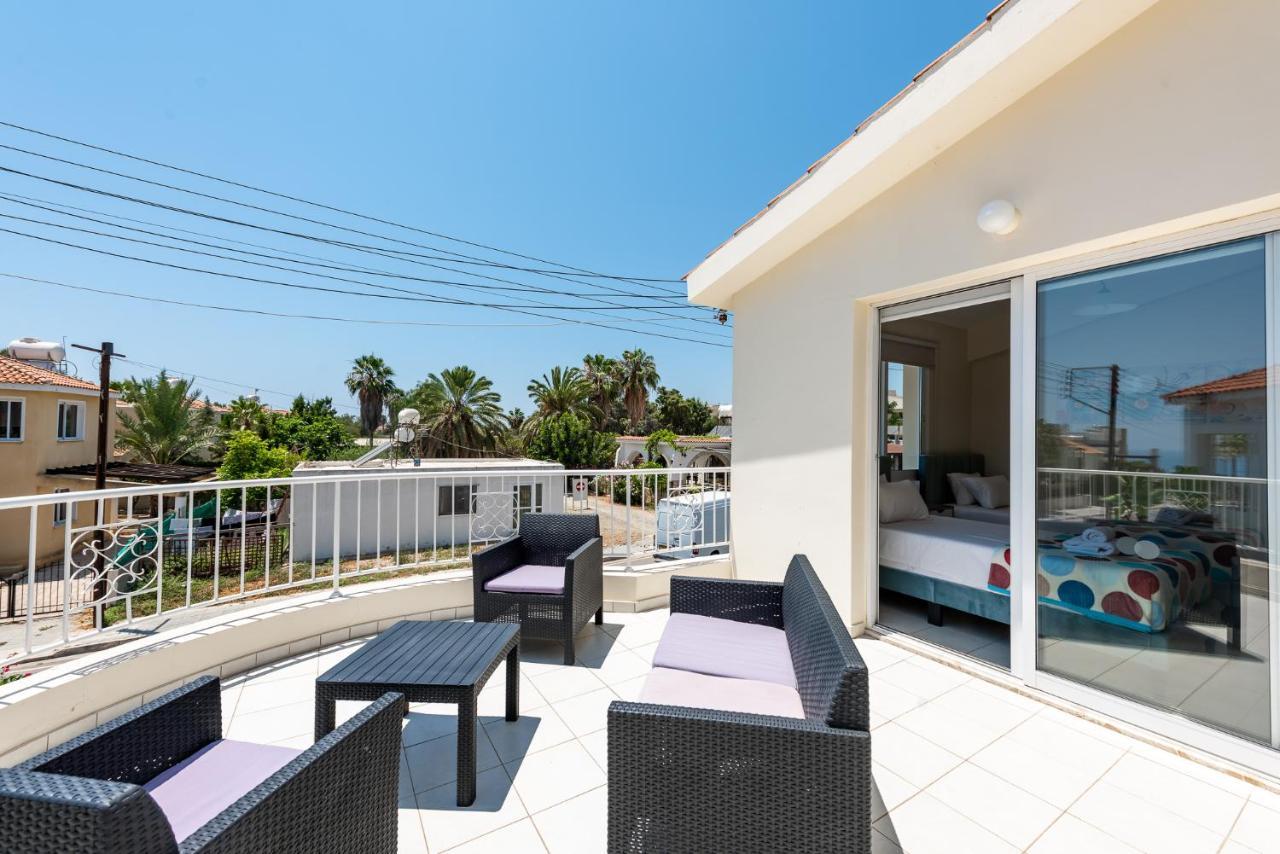 Villa Oasis By Ezoria Villas Mercan Koyu Dış mekan fotoğraf