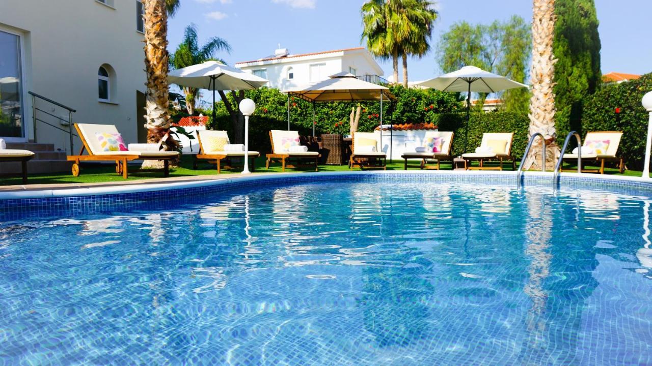 Villa Oasis By Ezoria Villas Mercan Koyu Dış mekan fotoğraf